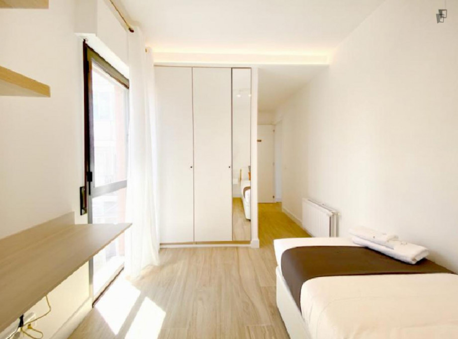 Single room 204 just for tenants between 23 and 39 years old - Madrid - chambre - ImmoJeune
