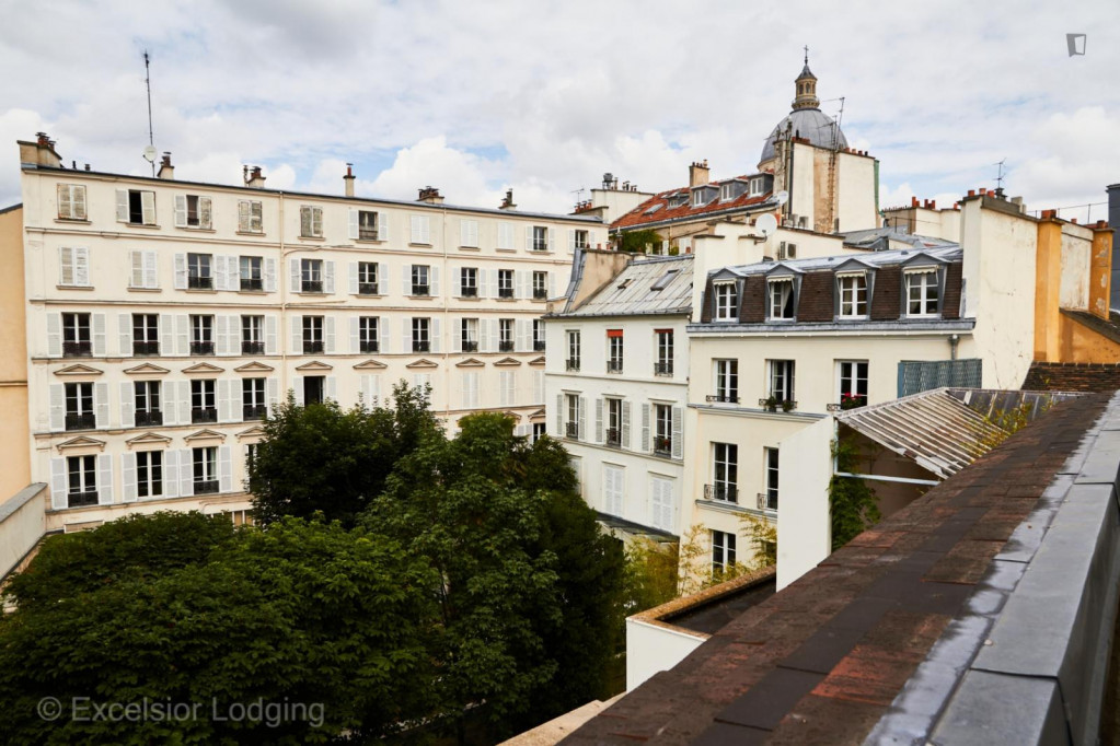 2-bedroom apartment, with outdoor area
