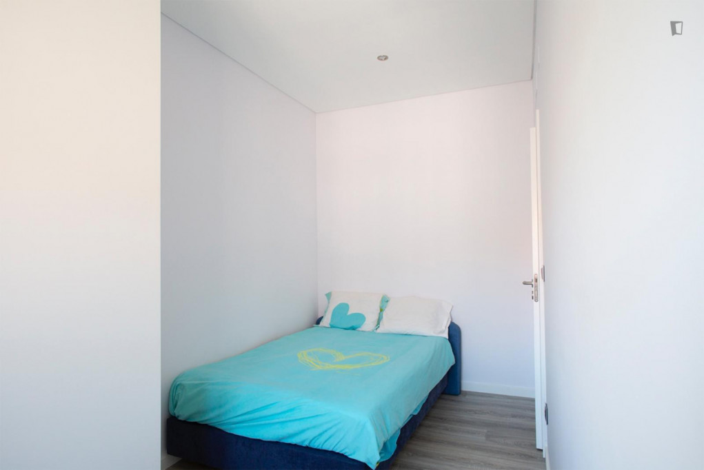 Single bedroom in 3-bedroom apartment - Lisbonne - chambre - ImmoJeune
