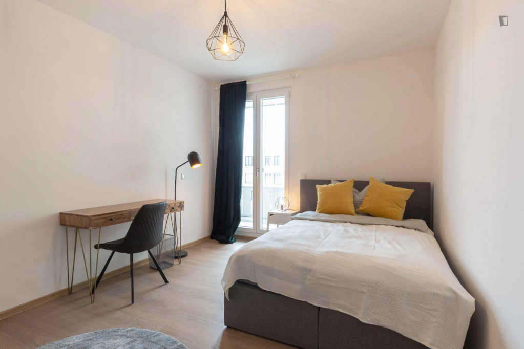 Single bedroom in a 4 bedroom apartment in Moabit - Berlin - chambre - ImmoJeune