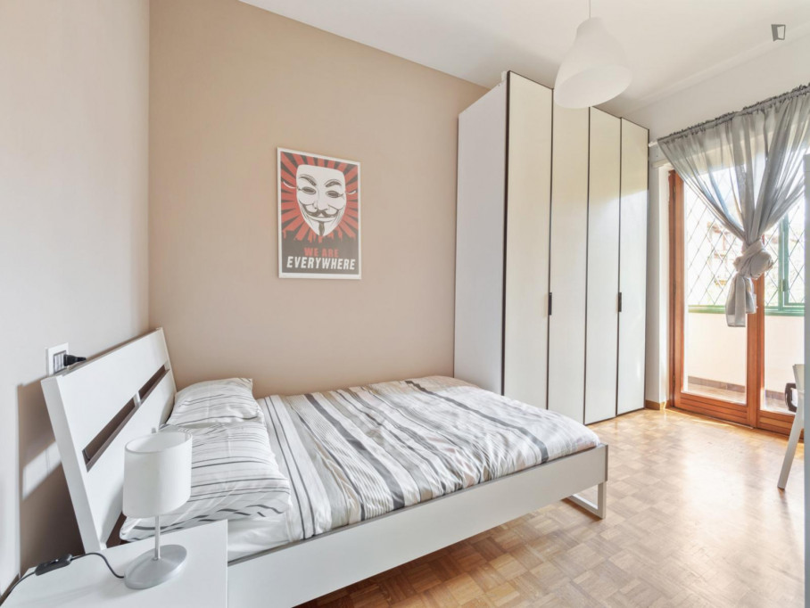 Bright double bedroom in a student flat, in Guastalla - Milan - chambre - ImmoJeune