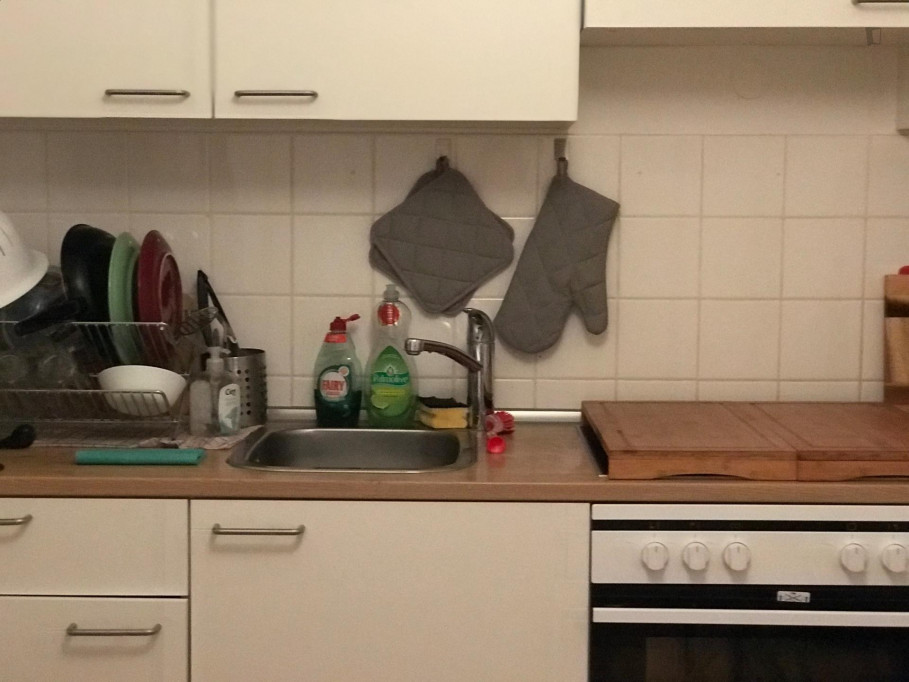 Comfortable single bedroom close to U Pankstr. (Berlin) metro station