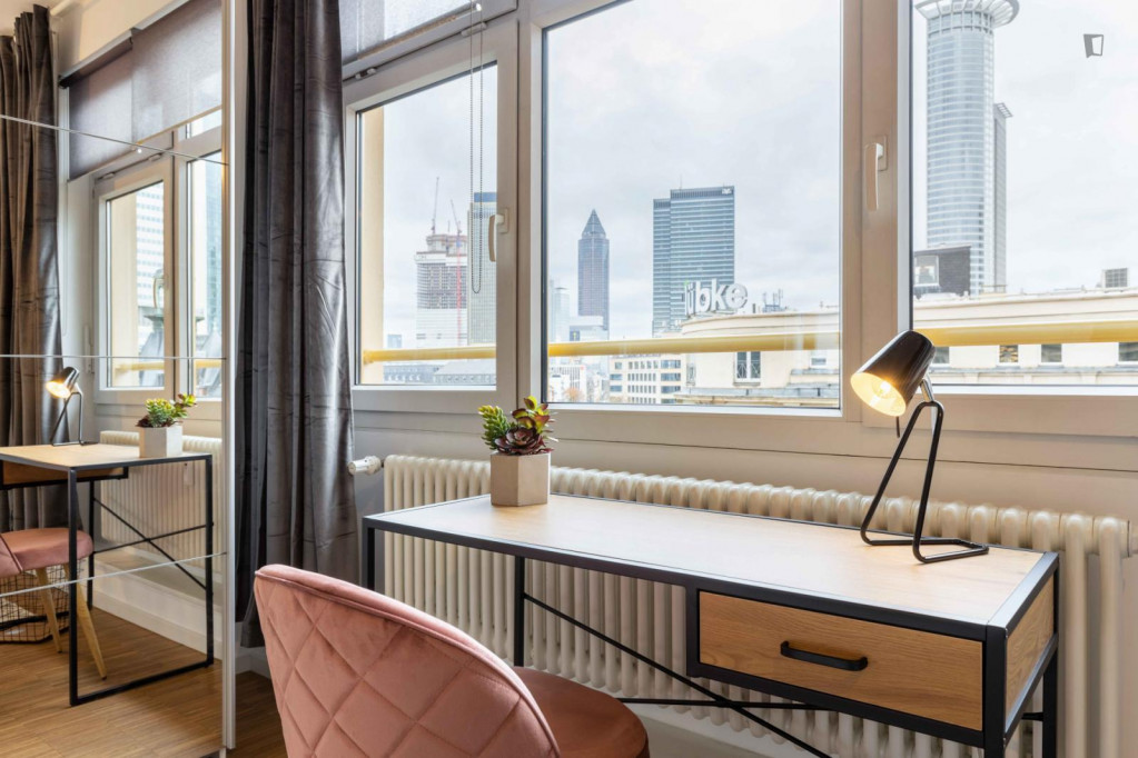 Modern double bedroom in Frankfurt