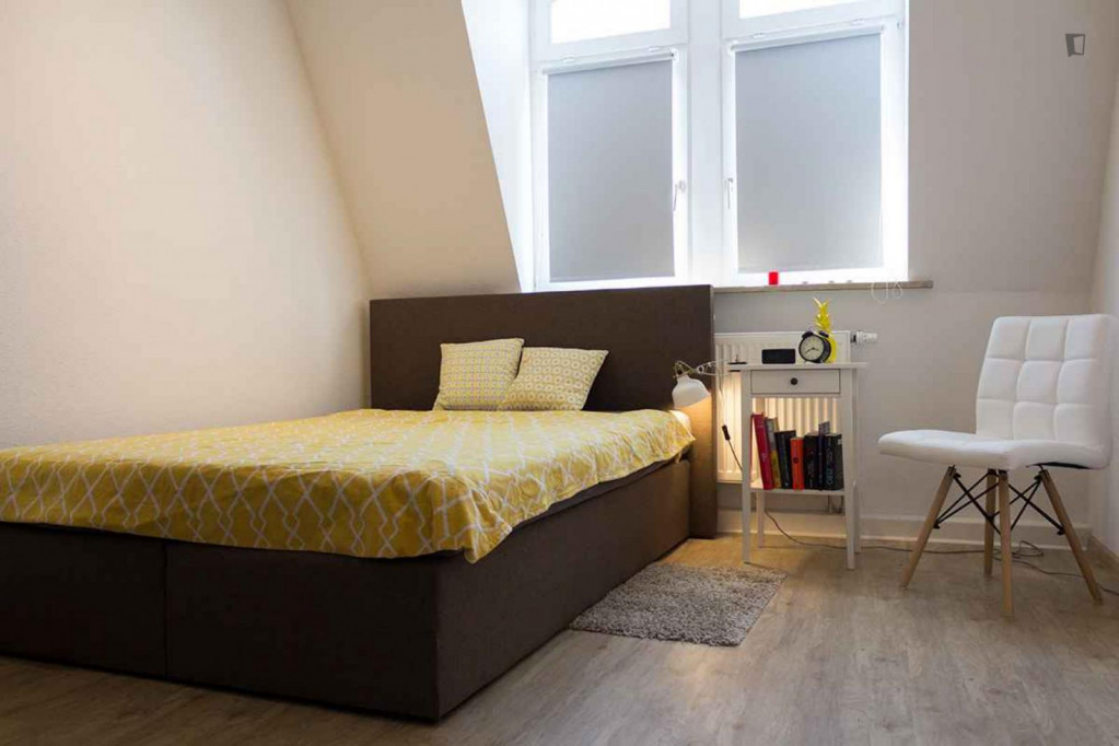 Nice single bedroom near to Ost Park - Frankfurt am Main - chambre - ImmoJeune
