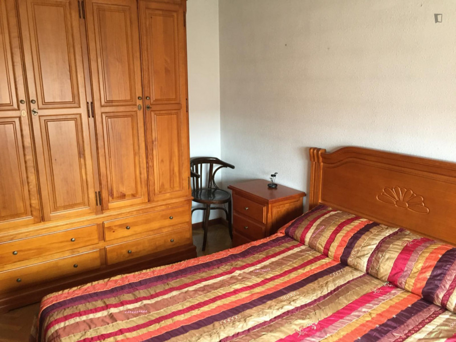 Bedroom for students near Facultad de Ciencias Económicas y Empresariales - Valladolid - chambre - ImmoJeune