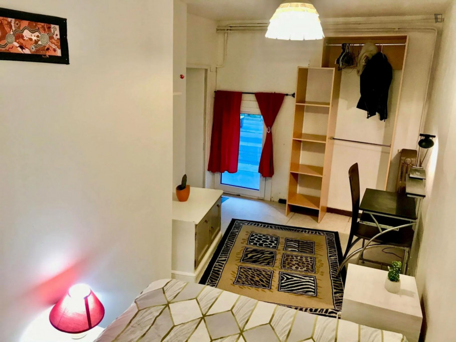 Welcoming double bedroom in Perrache