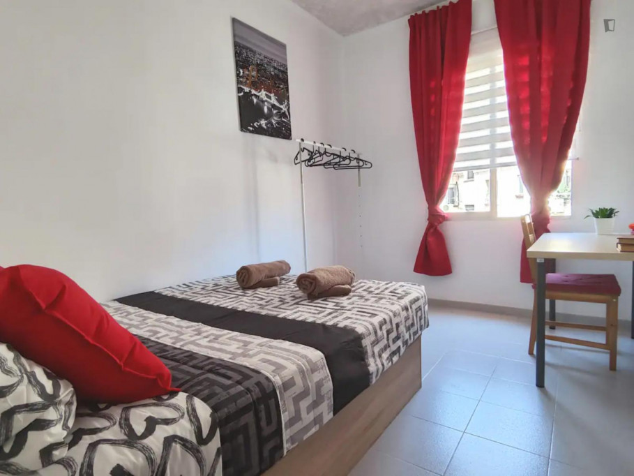 Room LONDON Double bedroom in UNIVERSITY AREA with totally new furniture - Valence - chambre - ImmoJeune