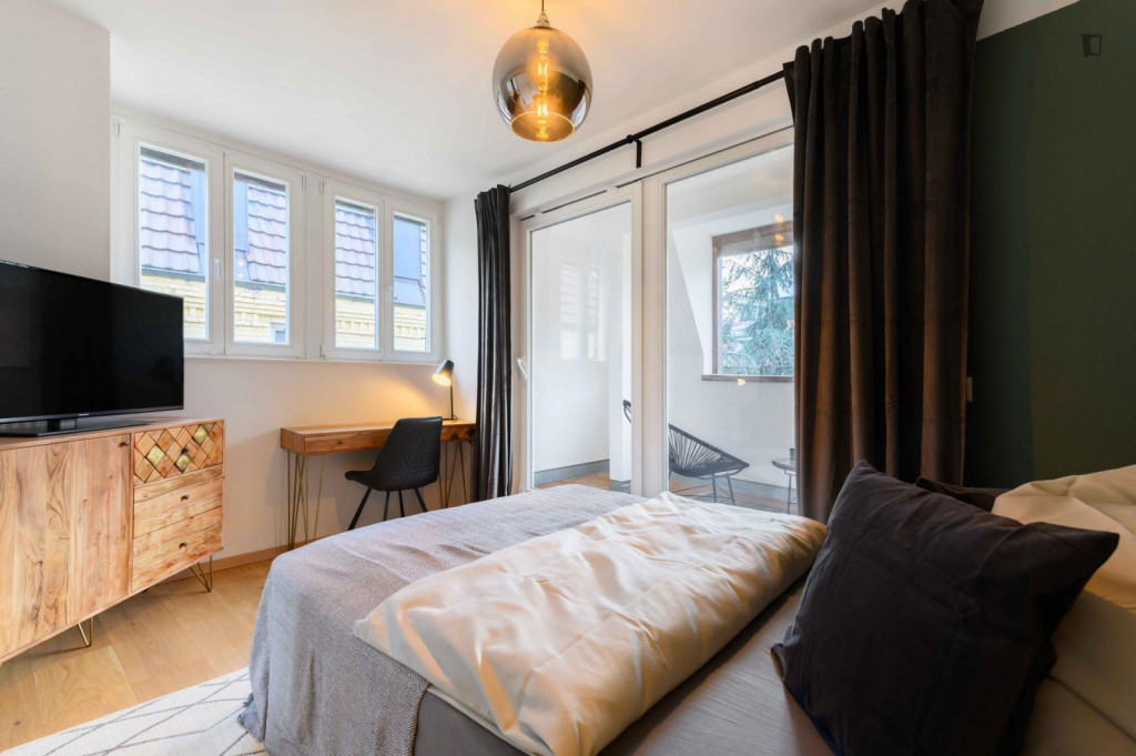 Amazing double bedroom Stuttgart - Stuttgart - chambre - ImmoJeune