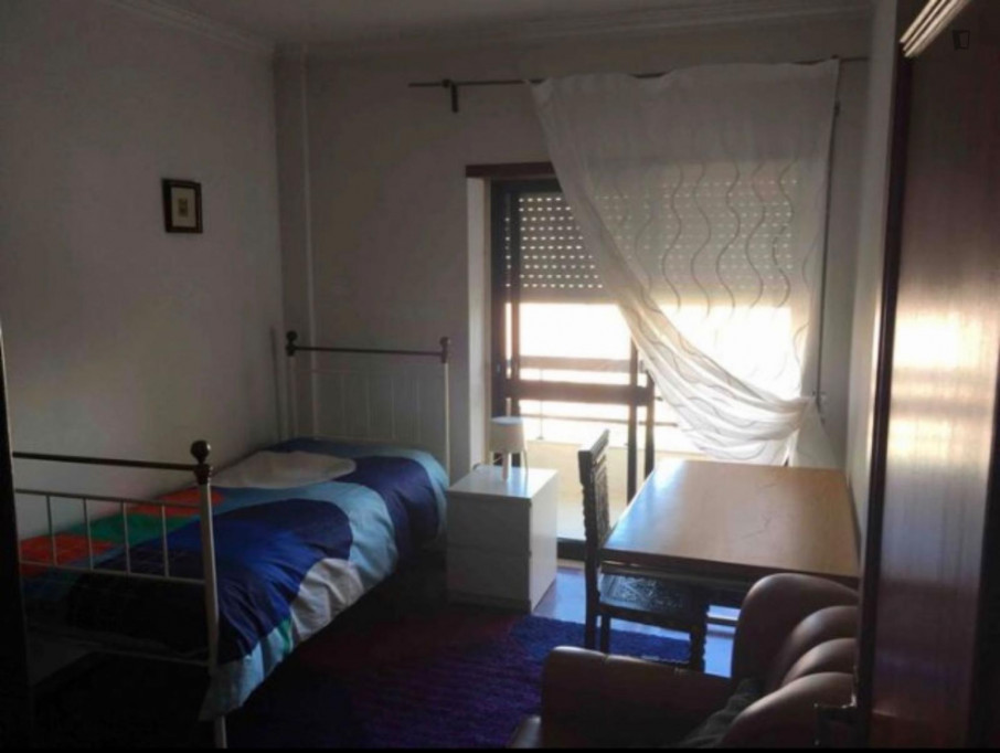 Single bedroom, in Santarém, near Politecnico - Santarem - chambre - ImmoJeune