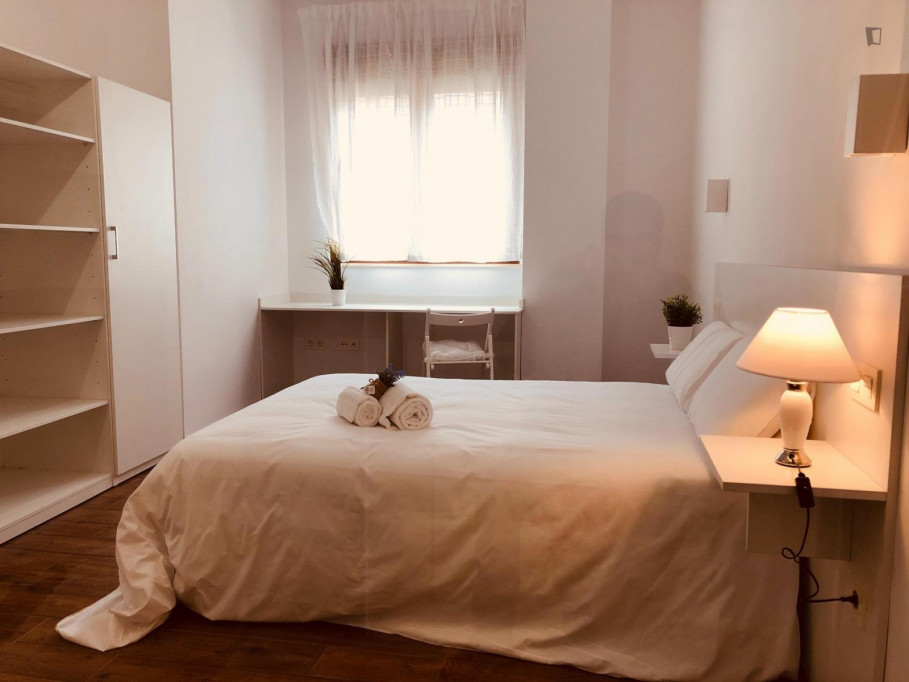 Appealing studio a stone's throw from Puente Romano