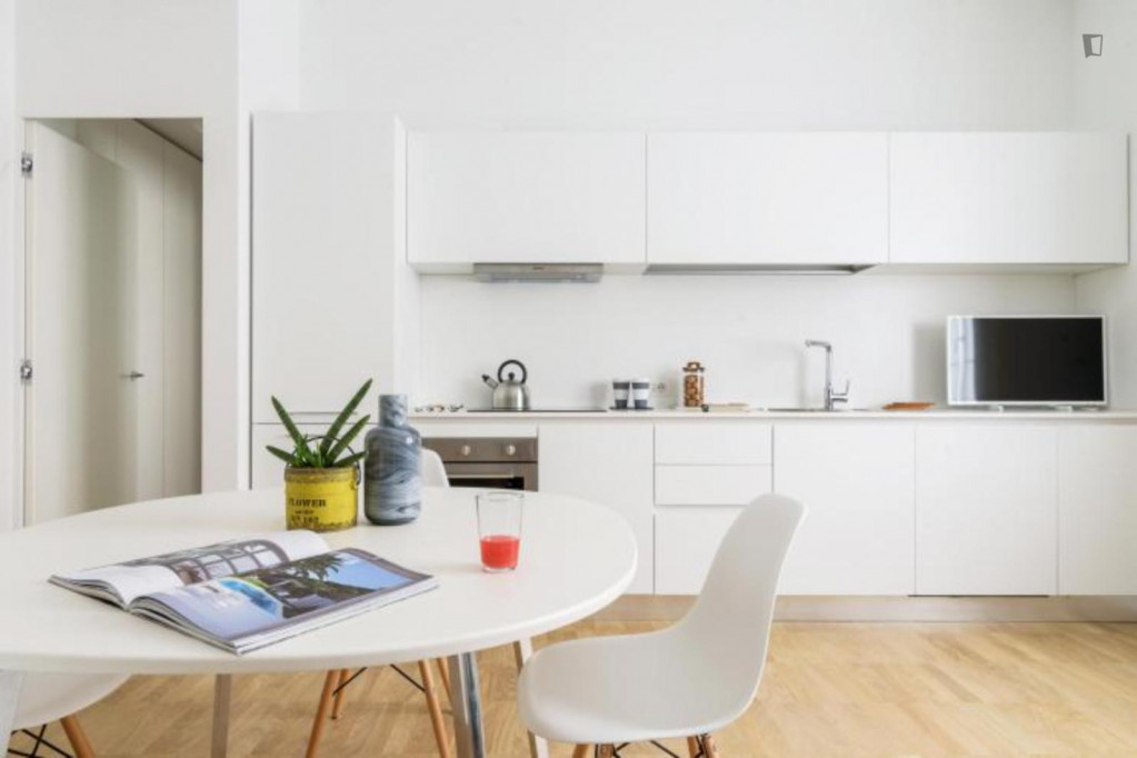 Stylish one-bedroom apartment a stone's throw from Università Statale - Milan - chambre - ImmoJeune