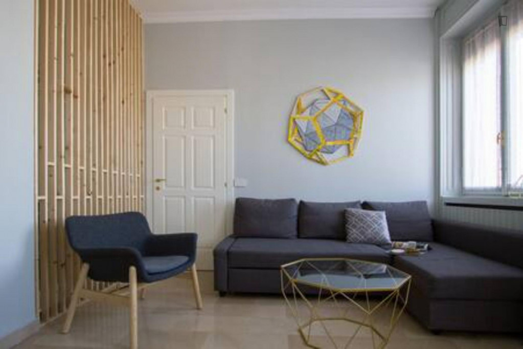 Bright 1-bedroom apartment close to Via Torino Shopping Street - Milan - chambre - ImmoJeune