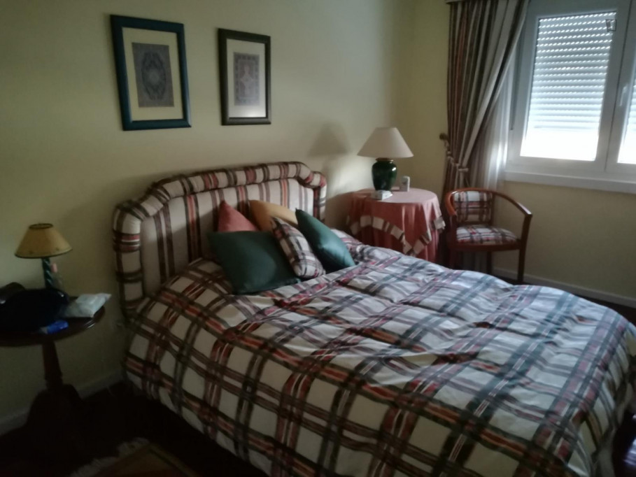 Homely double bedroom near the Benfica train station - Lisbonne - chambre - ImmoJeune