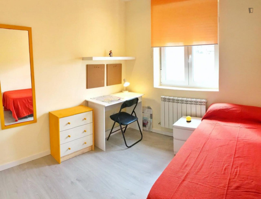 Orange room - Salamanca - chambre - ImmoJeune