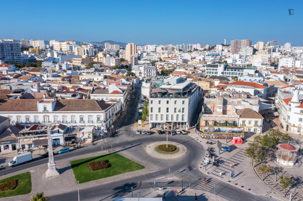 Luxurious 2-Bedroom apartment in the heart of Faro