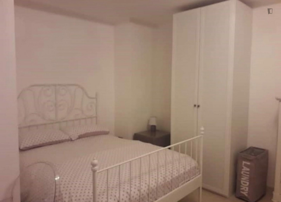 Amazing 1 bedroom flat in Posillipo area