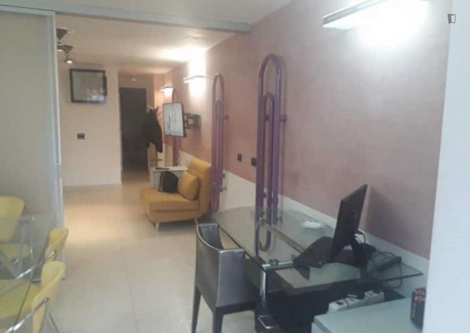 Amazing 1 bedroom flat in Posillipo area