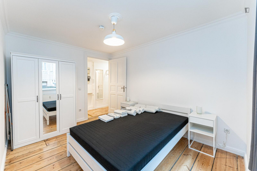 Spacious 1 bedroom apartment in Friedrichshain - Berlin - chambre - ImmoJeune