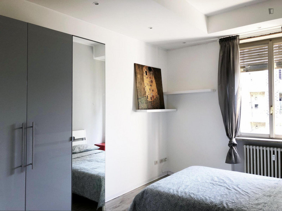 Interesting single bedroom near Università Bocconi - Milan - chambre - ImmoJeune