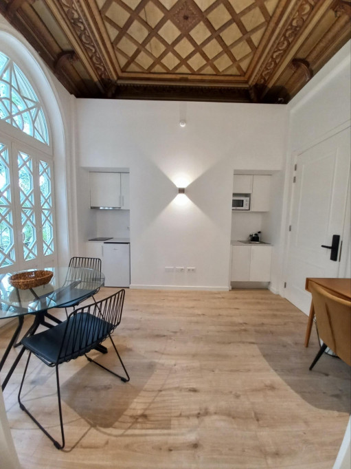 Appealing studio near Santa Cruz Garden - Praça da Republica - LAA Studio 22