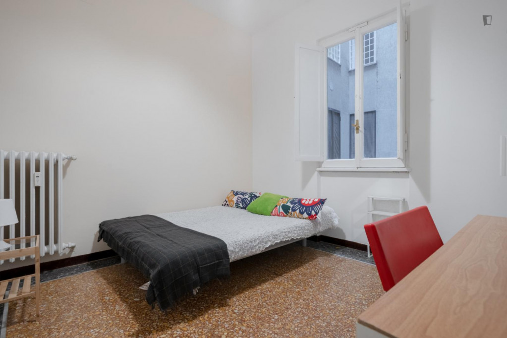 Lovely single bedroom in Rome Monteverde distri - Rome - chambre - ImmoJeune