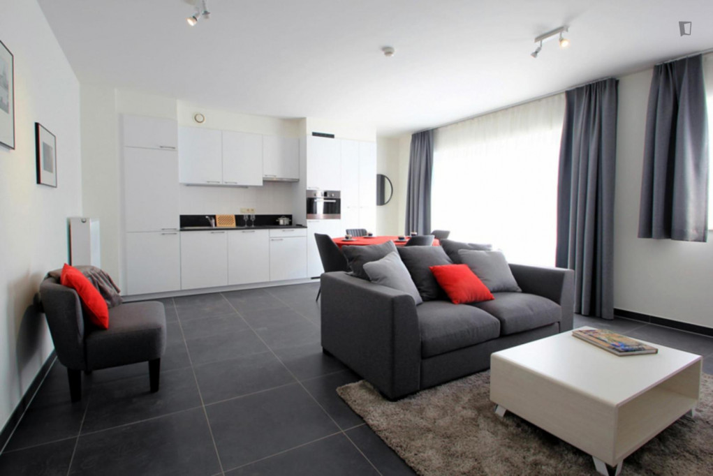 Modern 1-bedroom apartment in a residence near Église Notre-Dame de l'Assomption  - Bruxelles - chambre - ImmoJeune