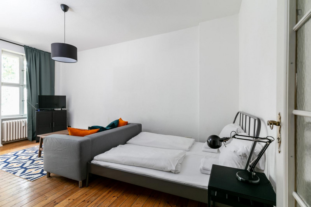 Luminous studio in Moabit - Berlin - chambre - ImmoJeune
