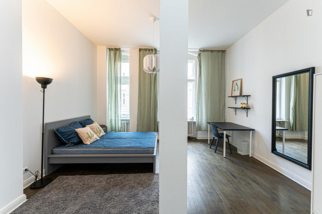 Spacious double bedroom in Charlottenburg - Berlin - chambre - ImmoJeune