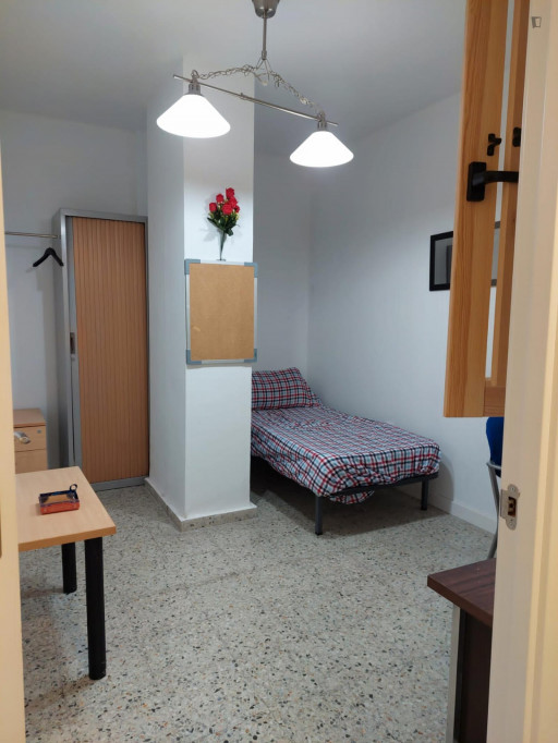 Perfect room close to Universidad Politécnica de Madrid - Madrid - chambre - ImmoJeune