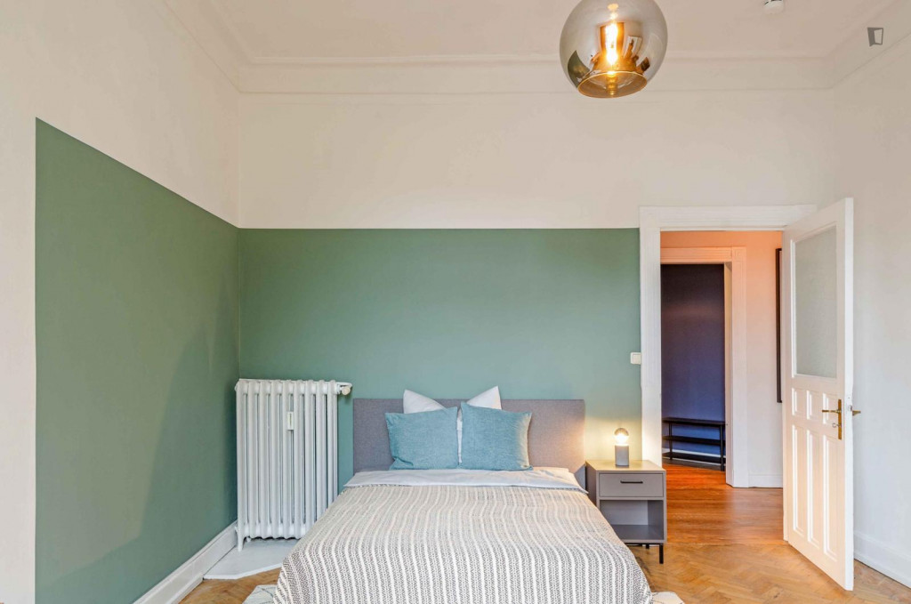 Elegant double bedroom in Hamburg - Hamburg - chambre - ImmoJeune