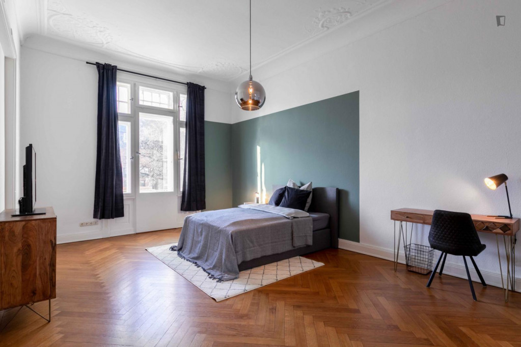 Ample double bedroom in Hamburg - Hamburg - chambre - ImmoJeune