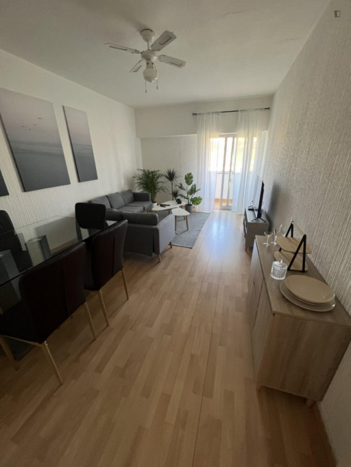 Modern and spacious 3-bedroom apartment in Costa da Caparica