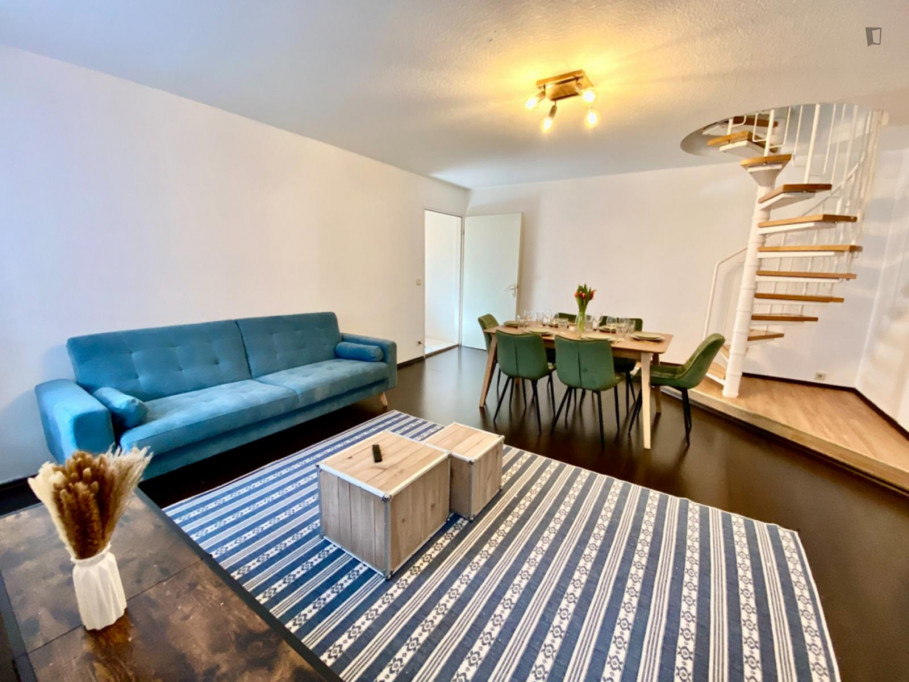 Bright 1-bedroom apartment close to Samariterstraße metro station - Berlin - chambre - ImmoJeune