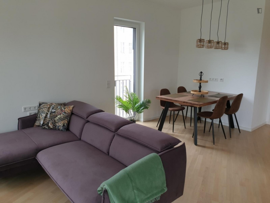 Spacious 2-bedroom apartment with balcony close to Gleisdreieck park - Berlin - chambre - ImmoJeune