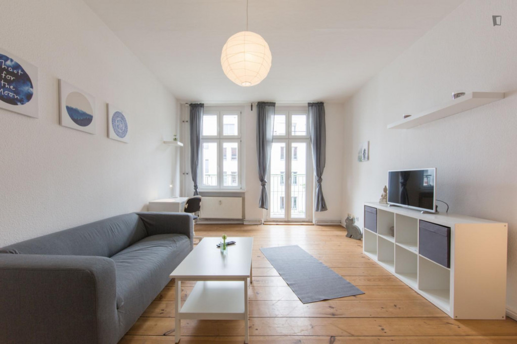 Pleasant one-bedroom apartment with balcony in Friedrichshain - Berlin - chambre - ImmoJeune