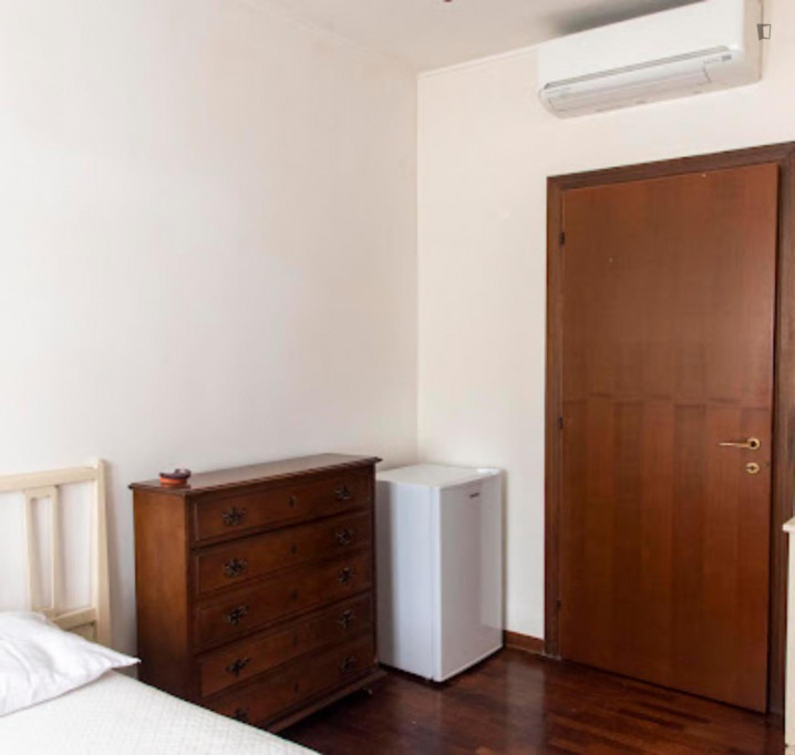 Homely double bedroom near Parco Eros Corizza