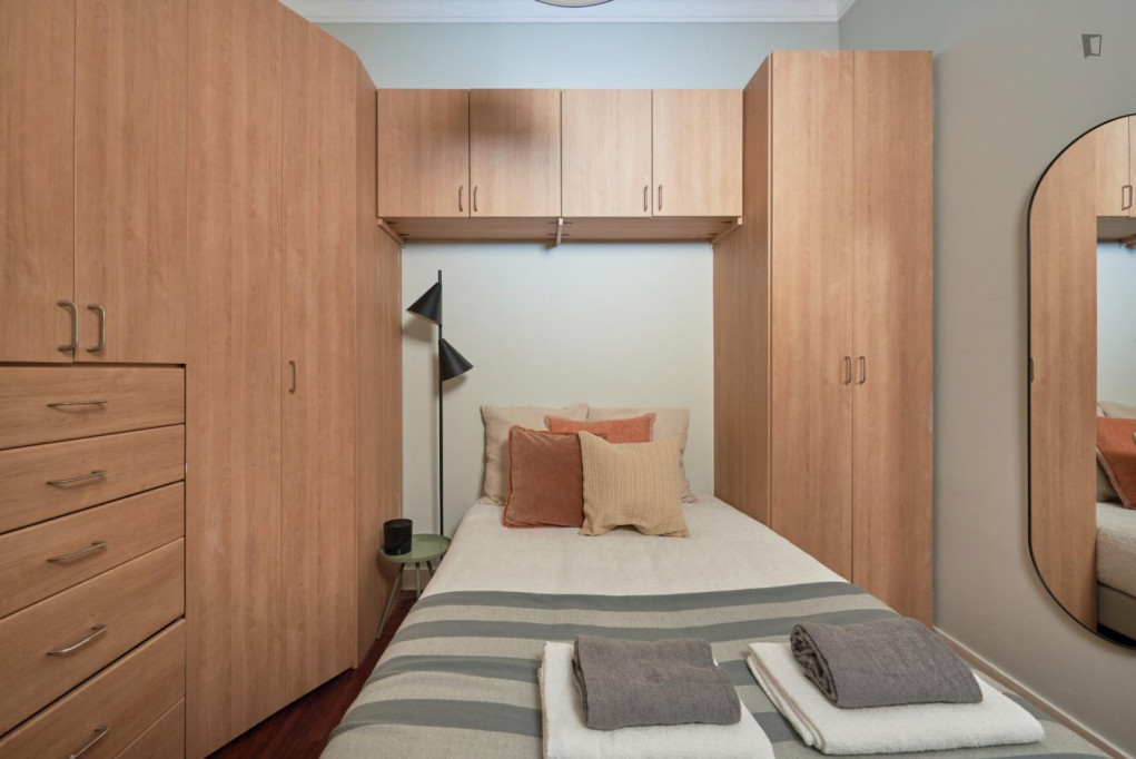 Nice double bedroom close to Picoas metro station