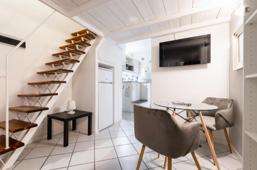 Lovely 1-bedroom duplex near Giardini Margherita
