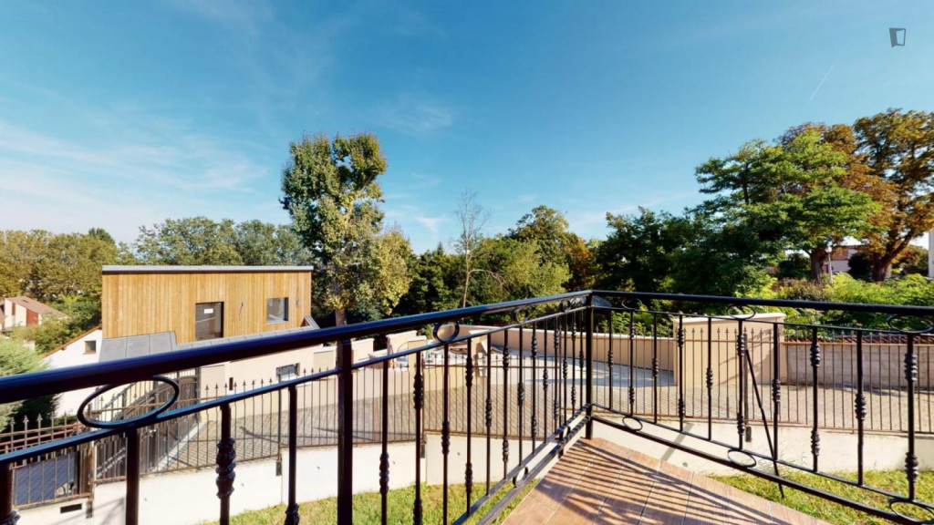 Large studio in well-linked in Bordes de Marne