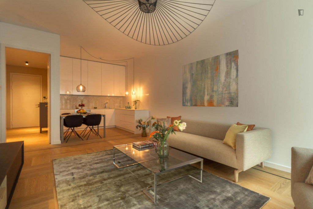 Stunning 1-bedroom apartment close to Humboldt University of Berlin - Berlin - chambre - ImmoJeune