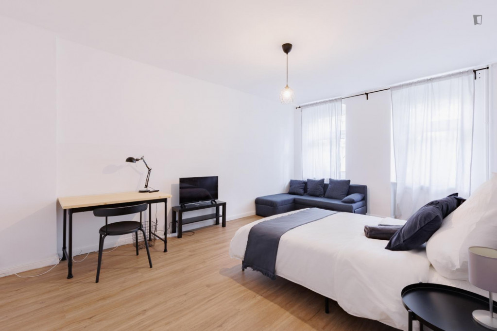 Large double bedroom near the Otto Park - Berlin - chambre - ImmoJeune