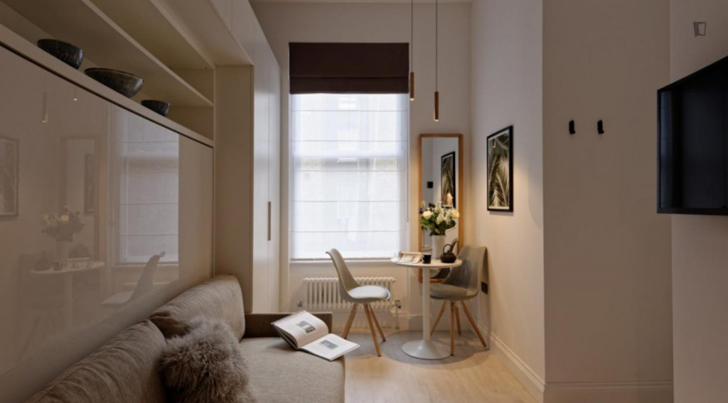 Welcoming studio close to Notting Hill Gate Tube station - London - chambre - ImmoJeune
