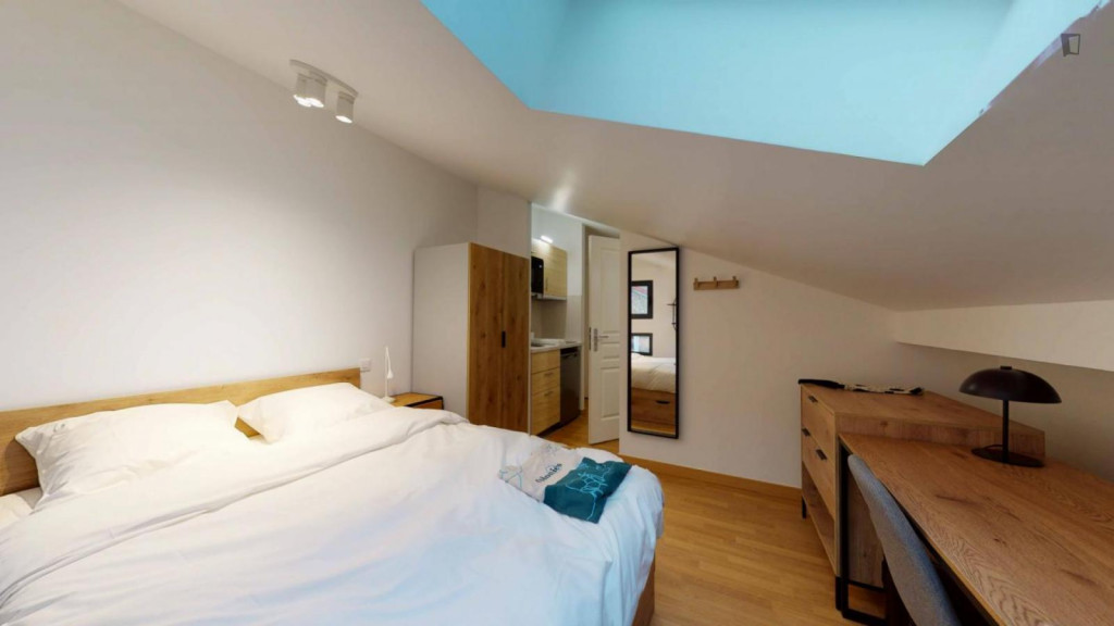 Attractive studio in Villejuif