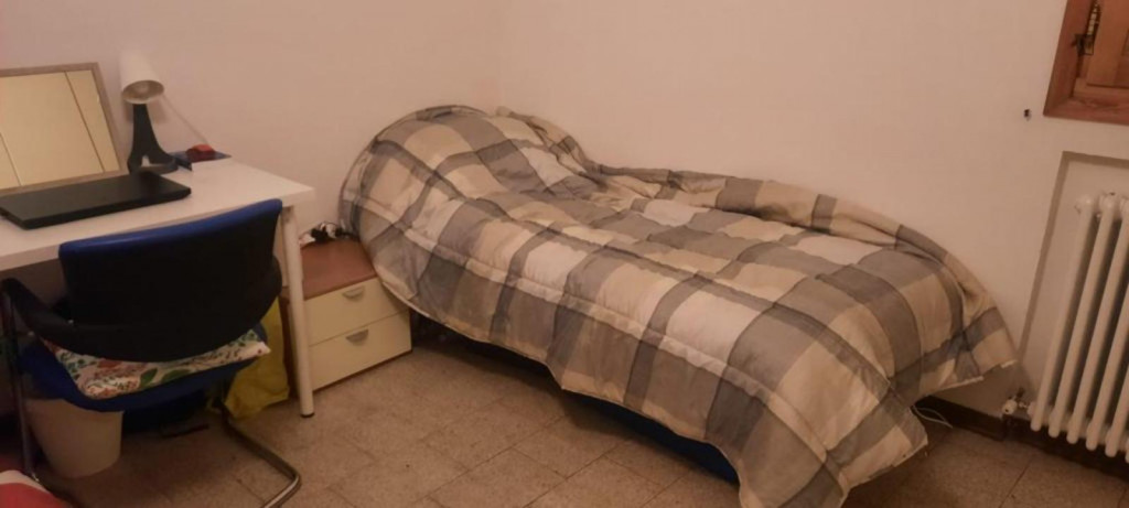Bed in cosy twin bedroom in Murri neighbourhood - Bologne - chambre - ImmoJeune