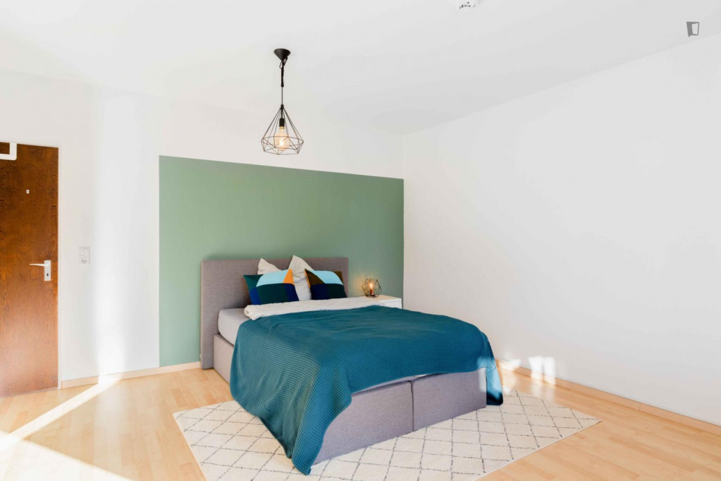 Comfy double bedroom in Sülz - Cologne - chambre - ImmoJeune
