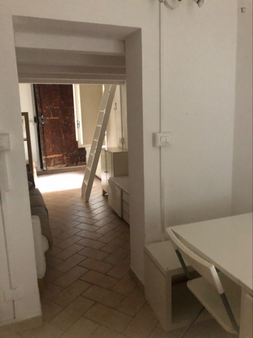 Charming Studio in the heart of the university district! All inclusive
