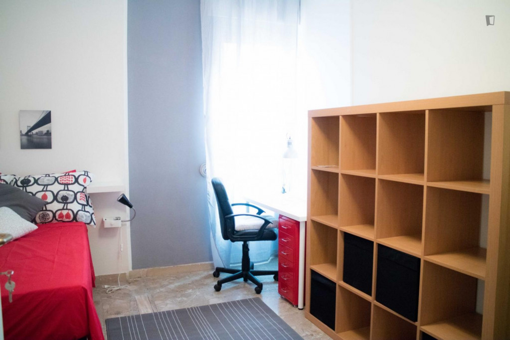 Great looking single bedroom in a property with balcony and outside area