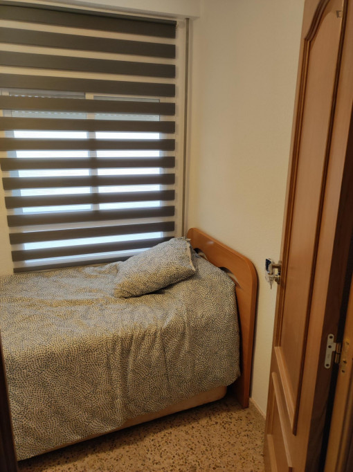 Single bedroom in 3-bedroom apartment - Valence - chambre - ImmoJeune