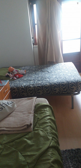 Homely double bedroom in Barreiro - Setubal - chambre - ImmoJeune