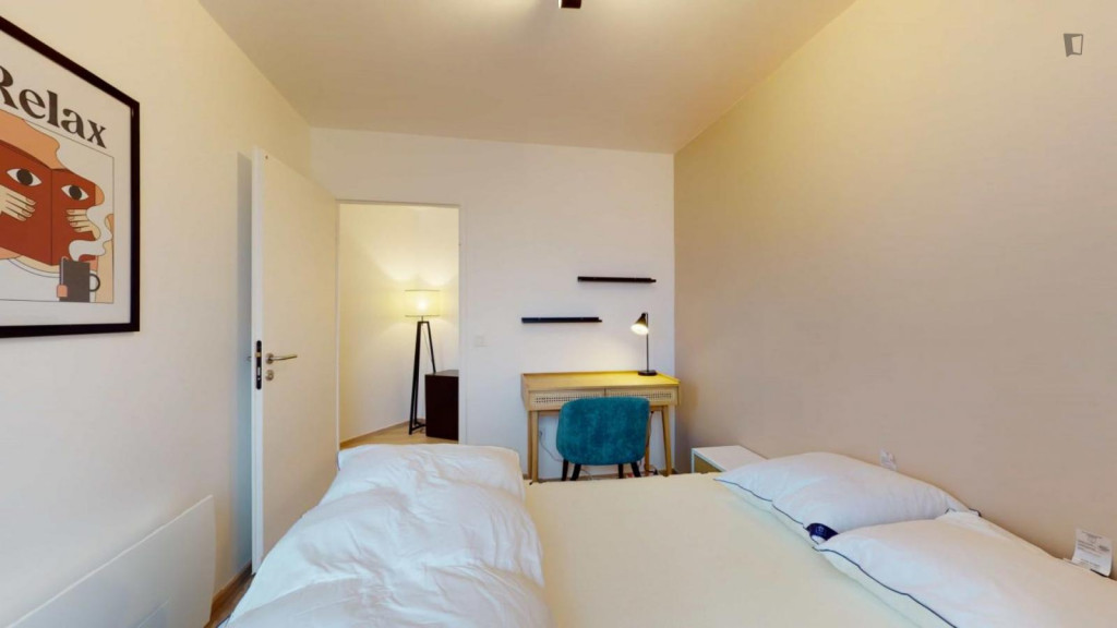 Cushy double bedroom close to Théâtre Paul Eluard